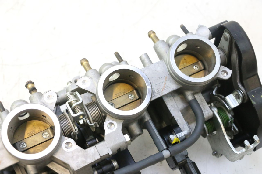 photo de INJECTIE YAMAHA FZ8 800 (2010 - 2016) - Aanvullende foto