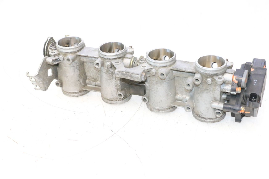 photo de INJECTIE SUZUKI GSR 600 (2005 - 2012) - Andere kijkhoek