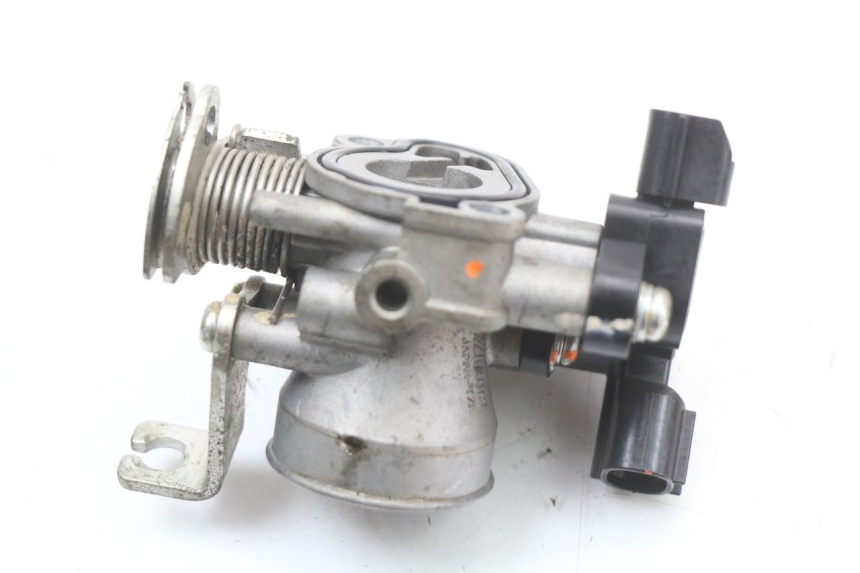 photo de INJECTIE PEUGEOT KISBEE 4T 50 (2018 - 2022) - Andere kijkhoek