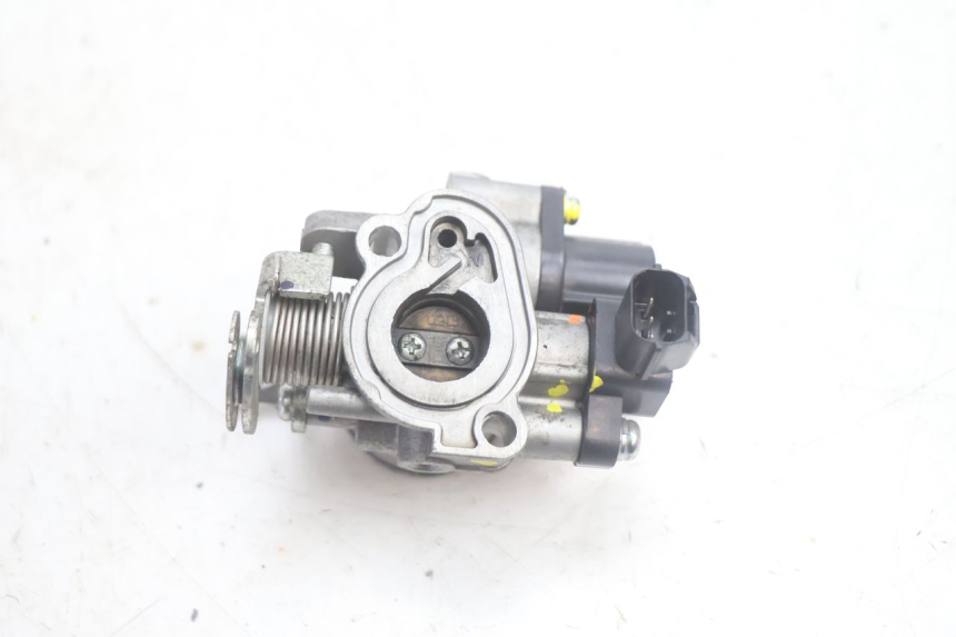 photo de INJECTIE PEUGEOT KISBEE 4T 50 (2018 - 2022) - Andere kijkhoek