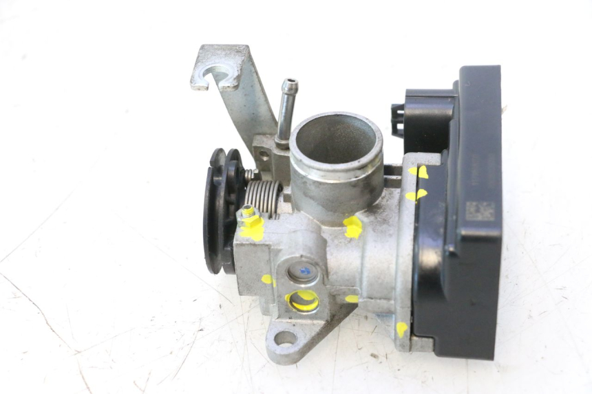 photo de INJECTIE PEUGEOT KISBEE 4T 50 (2018 - 2022) - Detail van het onderdeel