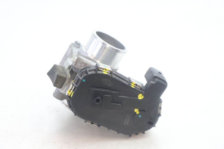 photo de INJECTIE PIAGGIO MP3 HPE 530 (2022 - 2026) - Bevestigingspunten