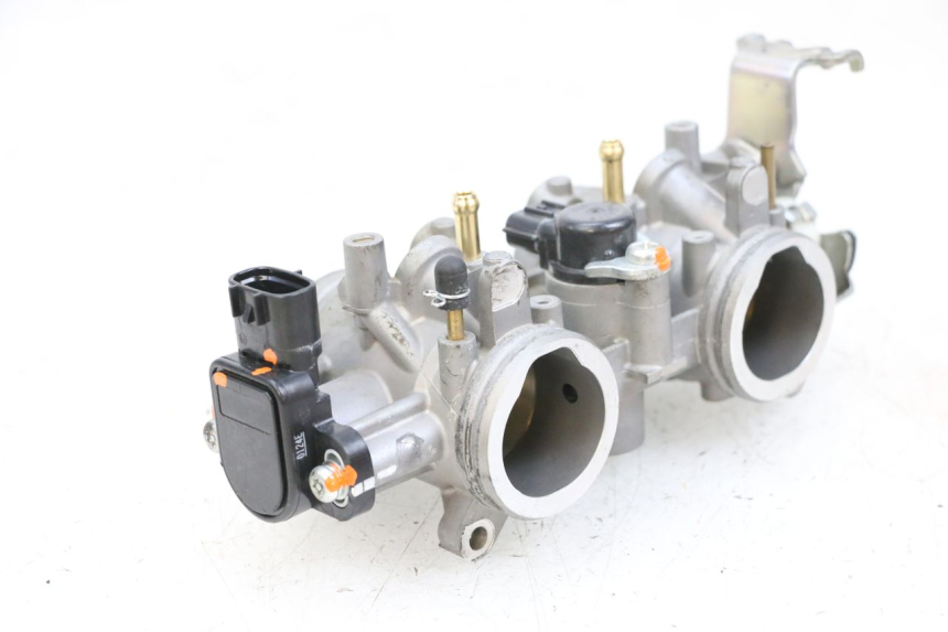 photo de INJECTIE YAMAHA MT-07 MT07 ABS 700 (2018 - 2020) - Detail van het onderdeel