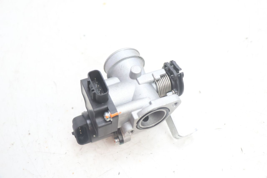 photo de INJECTIE JM MOTORS R-MAX TECH 50 (2024 - 2026) - Technische close-up
