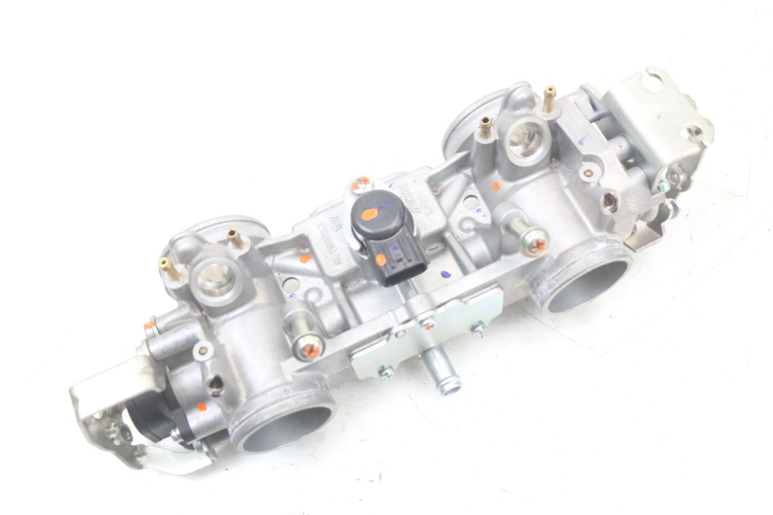 photo de INJECTIE ROYAL ENFIELD CONTINENTAL GT 650 (2019 - 2024) - Technische close-up