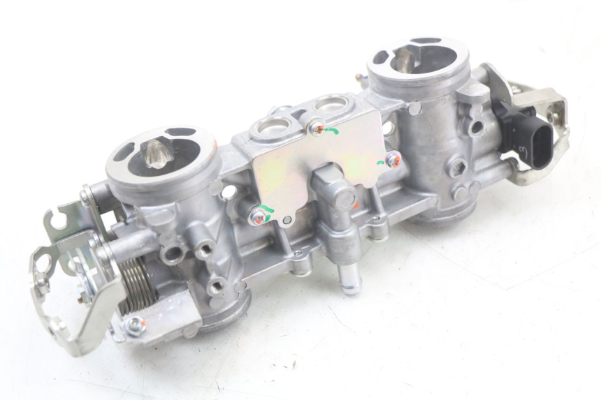 photo de INJECTIE ROYAL ENFIELD CONTINENTAL GT 650 (2019 - 2024) - Staat van het oppervlak