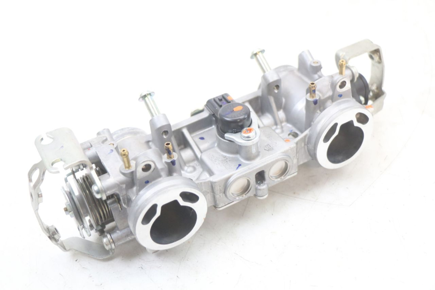 photo de INJECTIE ROYAL ENFIELD CONTINENTAL GT 650 (2019 - 2024) - Gecontroleerd onderdeel