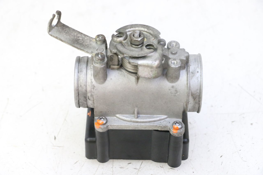 photo de INJECTIE PEUGEOT SATELIS 125 (2013 - 2018) - Zoom op componenten