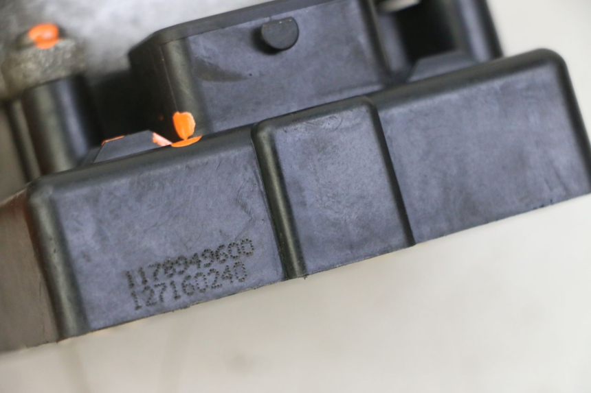 photo de INJECTIE PEUGEOT SATELIS 125 (2013 - 2018) - Zoom op gebruiksstaat