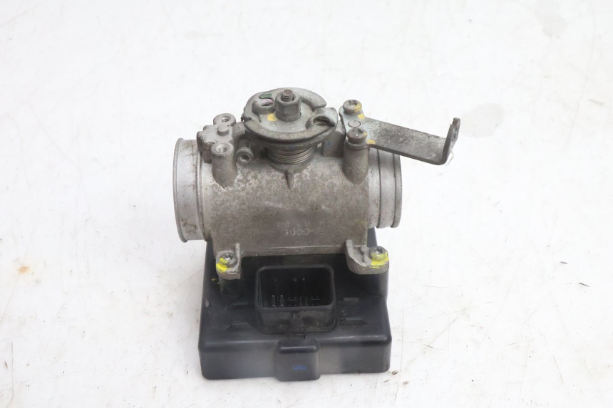 photo de INJECTIE PEUGEOT SATELIS 125 (2013 - 2018) - Bevestigingspunten