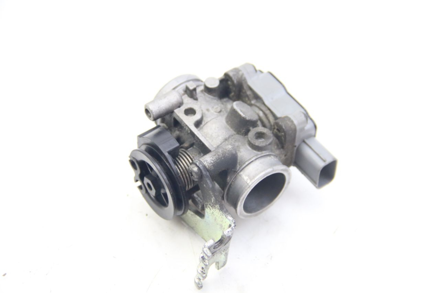 photo de INJECTIE SUZUKI SIXTEEN 125 (2008 - 2010) - Detail van het onderdeel