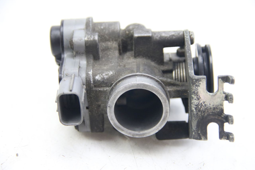 photo de INJECTIE SUZUKI SIXTEEN 125 (2008 - 2010) - Technische close-up