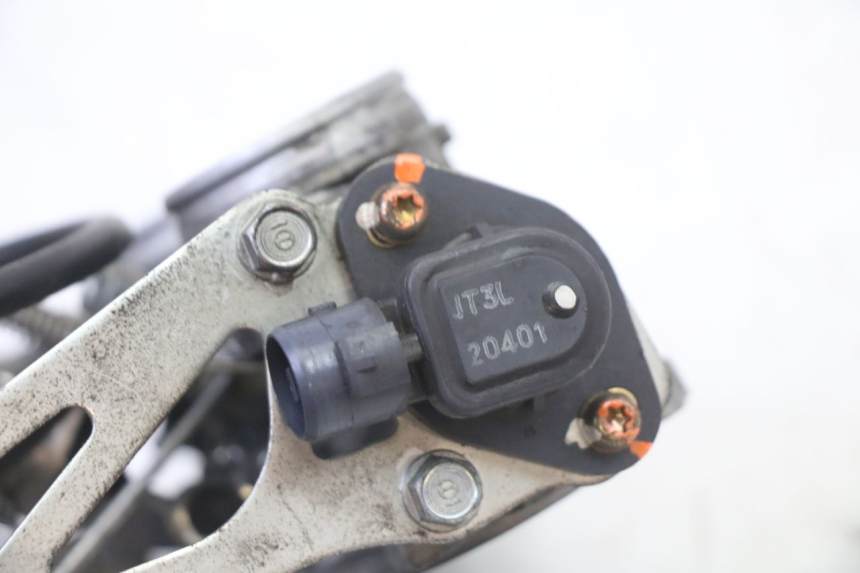 photo de INJECTIE HONDA ST PAN EUROPEAN 1300 (2002 - 2013) - Zoom op componenten