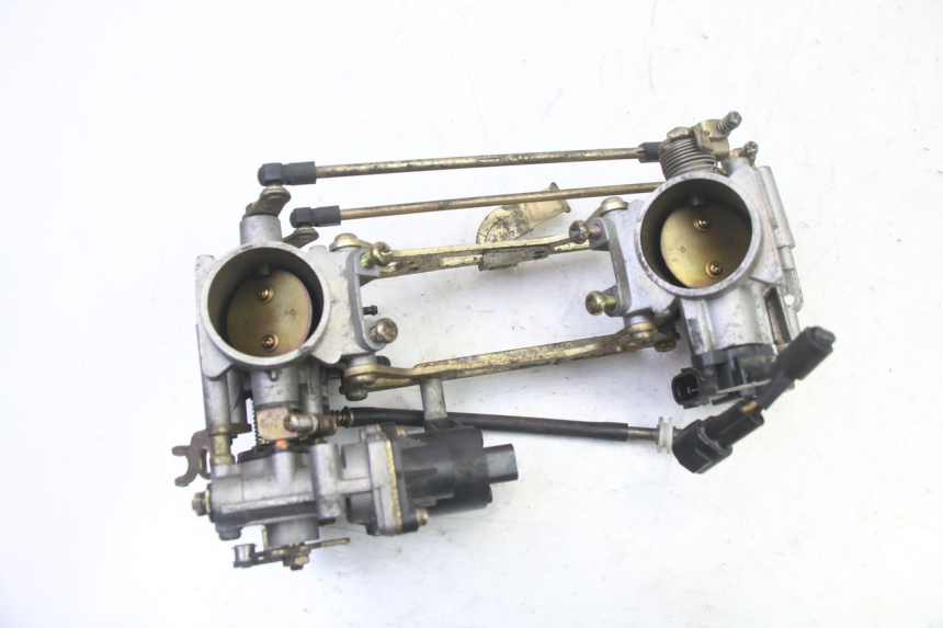 photo de INJECTIE SUZUKI SV S 650 (2003 - 2009) - Technische close-up