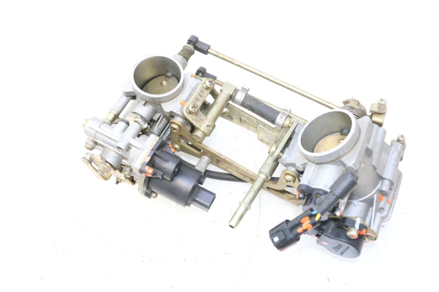 photo de INJECTIE SUZUKI SV S 650 (2003 - 2009) - Detail van het onderdeel