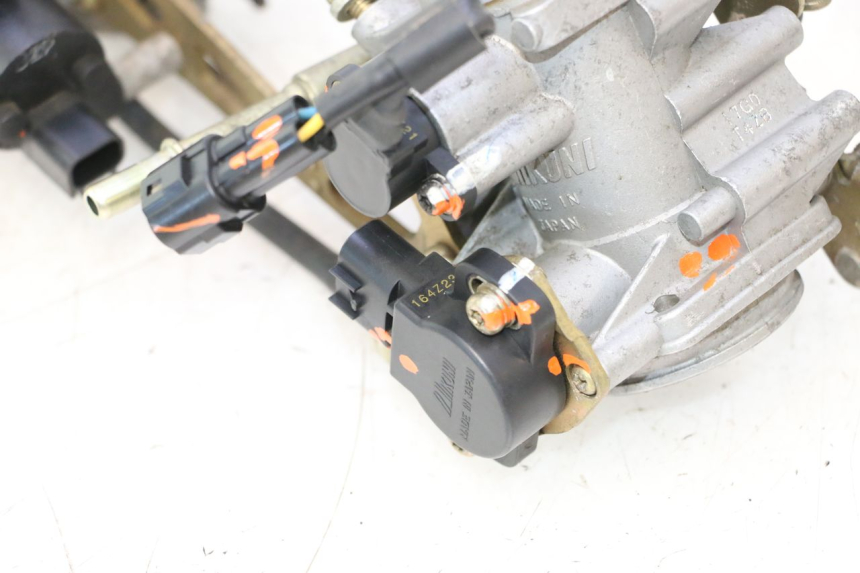 photo de INJECTIE SUZUKI SV S 650 (2003 - 2009) - Gecontroleerd onderdeel