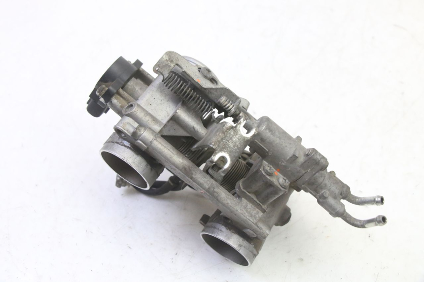 photo de INJECTIE YAMAHA TDM ABS 900 (2002 - 2014) - Technische close-up