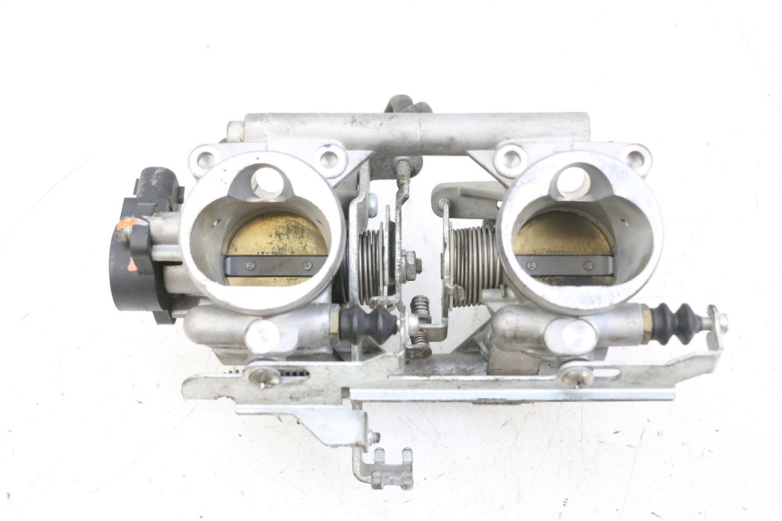 photo de INJECTIE YAMAHA TDM ABS 900 (2002 - 2014) - Zoom op componenten