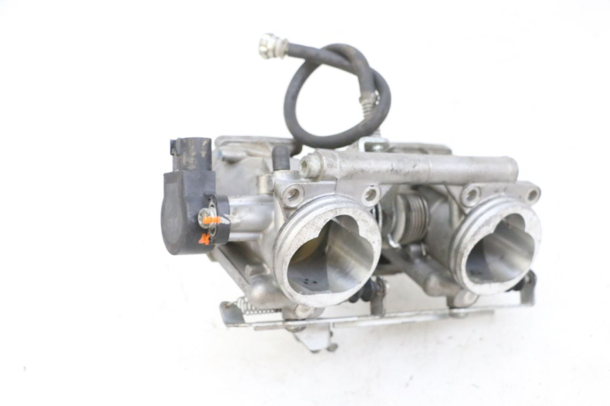 photo de INJECTIE YAMAHA TDM ABS 900 (2002 - 2014) - Bevestigingspunten