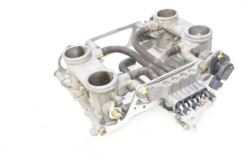 photo de INJECTIE HONDA VFR FI RC46 800 (1998 - 2001) - Zoom op componenten