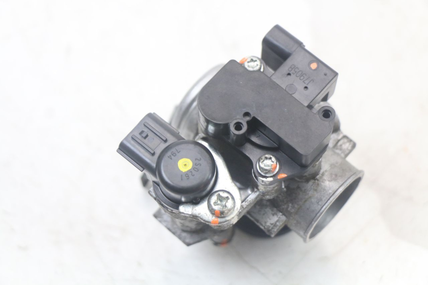 photo de INJECTIE YAMAHA XMAX X-MAX ABS 125 (2017 - 2020) - Gecontroleerd onderdeel