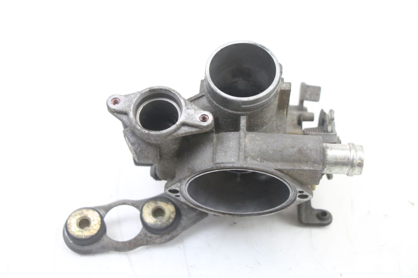 photo de INJECTIE YAMAHA X-MAX XMAX ABS 250 (2010 - 2012) - Bevestigingspunten