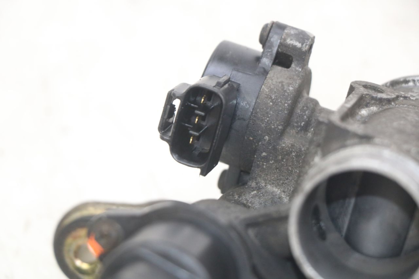 photo de INJECTIE YAMAHA X-MAX XMAX 250 (2006 - 2009) - Bevestigingspunten