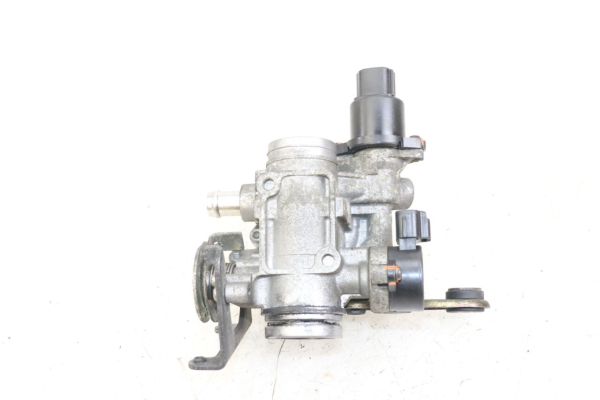 photo de INJECTIE YAMAHA X-MAX XMAX 250 (2006 - 2009) - Bevestigingspunten