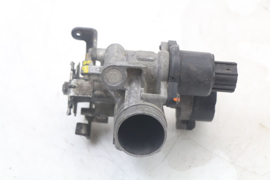 photo de INJECTIE YAMAHA XMAX X-MAX 125 (2006 - 2009) - Detail van het onderdeel