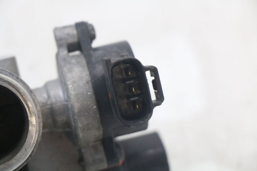 photo de INJECTIE YAMAHA XMAX X-MAX 125 (2006 - 2009) - Bevestigingspunten