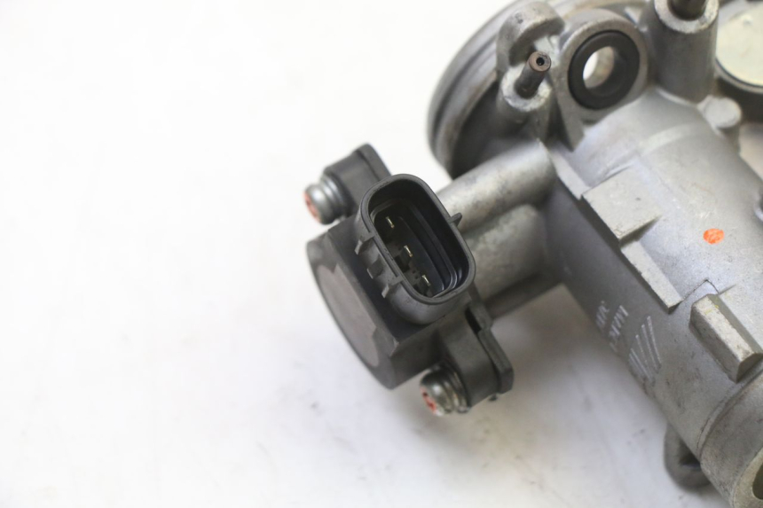 photo de INJECTIE YAMAHA XJ6 ABS 600 (2008 - 2016) - Technische close-up