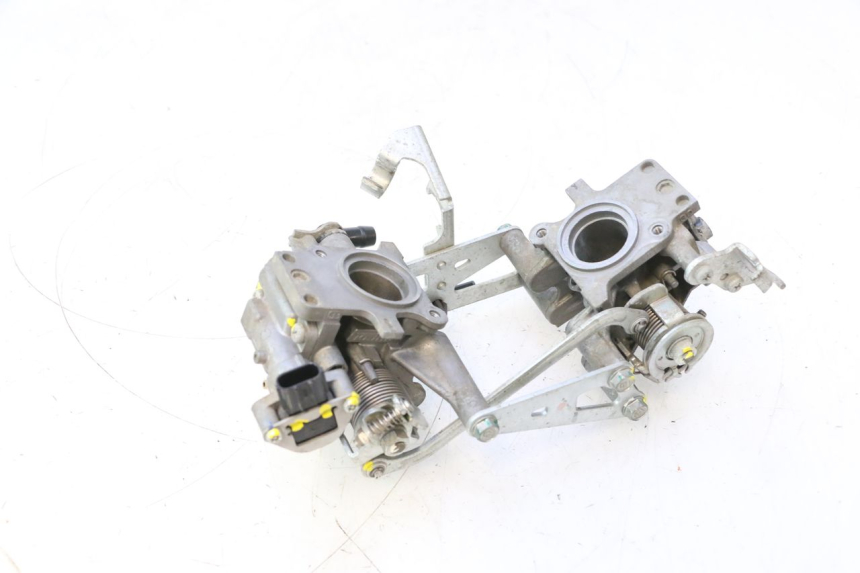 photo de INJECTIE HONDA XLV VARADERO 125 (2007 - 2012) - Hoofdaanzicht