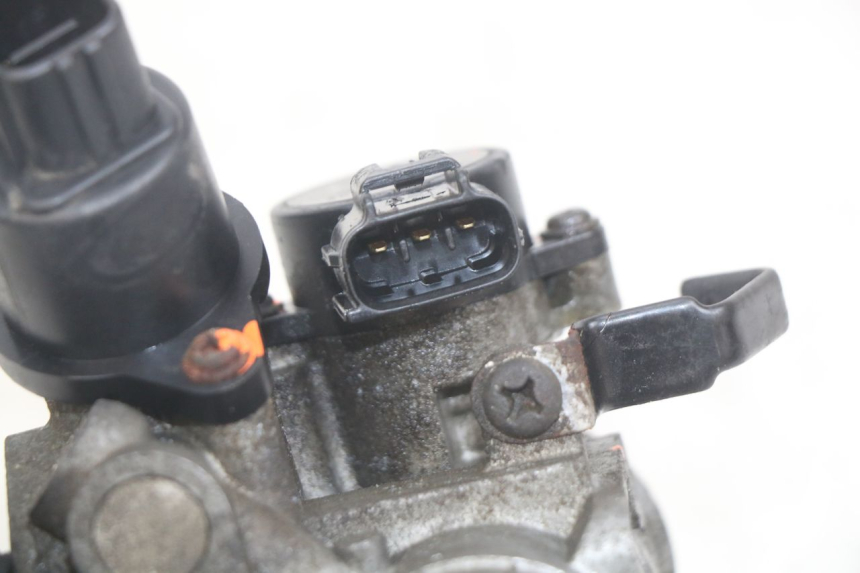 photo de INJECTIE YAMAHA YP MAJESTY 400 (2004 - 2008) - Markeringen en referenties