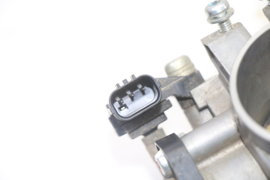 photo de INJECTIE YAMAHA YZ-F YZF 250 (2014 - 2018) - Detail van het onderdeel