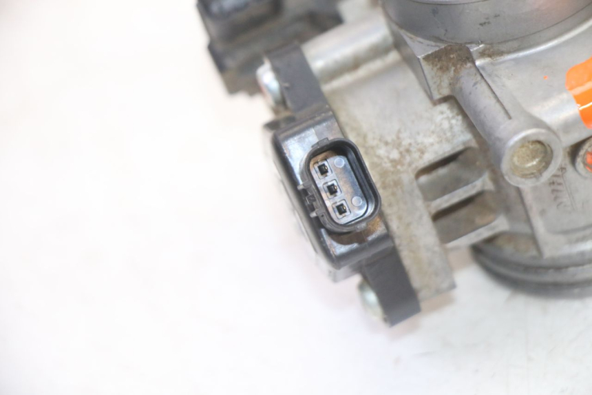 photo de INJECTIE YAMAHA YZ-F YZF 250 (2014 - 2018) - Zoom op gebruiksstaat