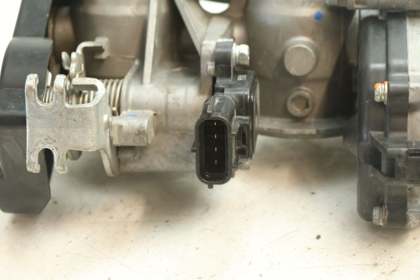 photo de INJECTIE YAMAHA YZF R6 600 (2008 - 2009) - Technische close-up
