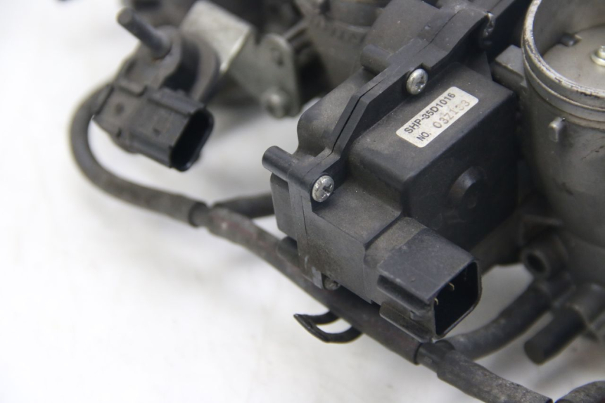 photo de INJECTIE KAWASAKI Z ABS 1000 (2014 - 2020) - Technische close-up