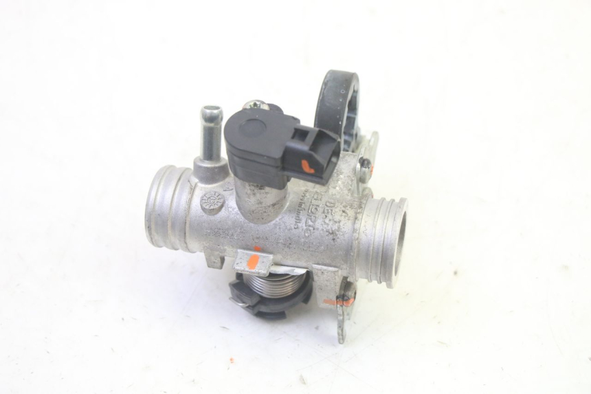 photo de INJECTIE PIAGGIO ZIP 4T 50 (2018 - 2020) - Bevestigingspunten