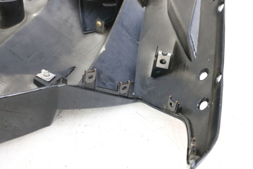 photo de BINNENKANT RECHTE VORKKOP HYOSUNG GTR 125 (2006 - 2008) - Zoom op gebruiksstaat