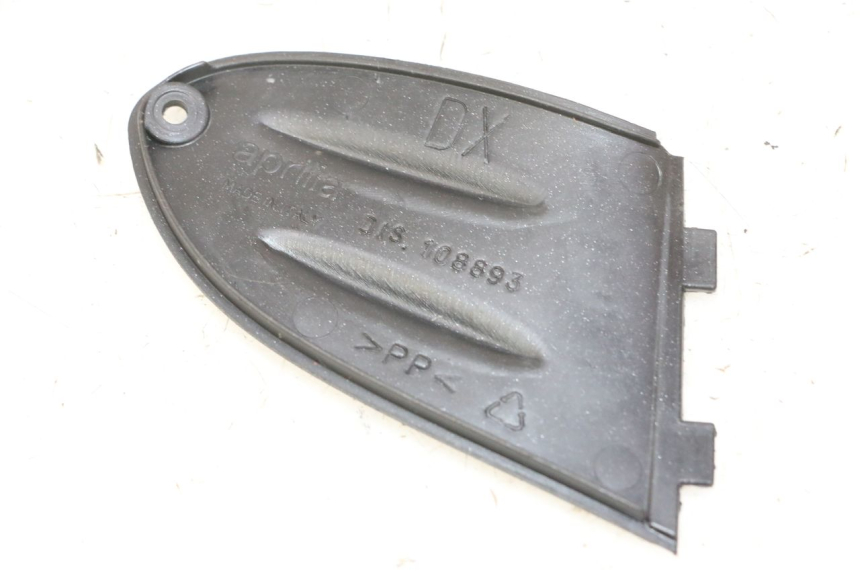 photo de BINNENKANT RECHTE VORKKOP APRILIA SR R 2T LC 50 (2018 - 2021) - Zoom op gebruiksstaat