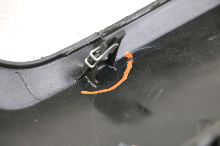 photo de BINNENKANT RECHTE VORKKOP YAMAHA XMAX X-MAX 125 (2021 - 2025) - Overzicht