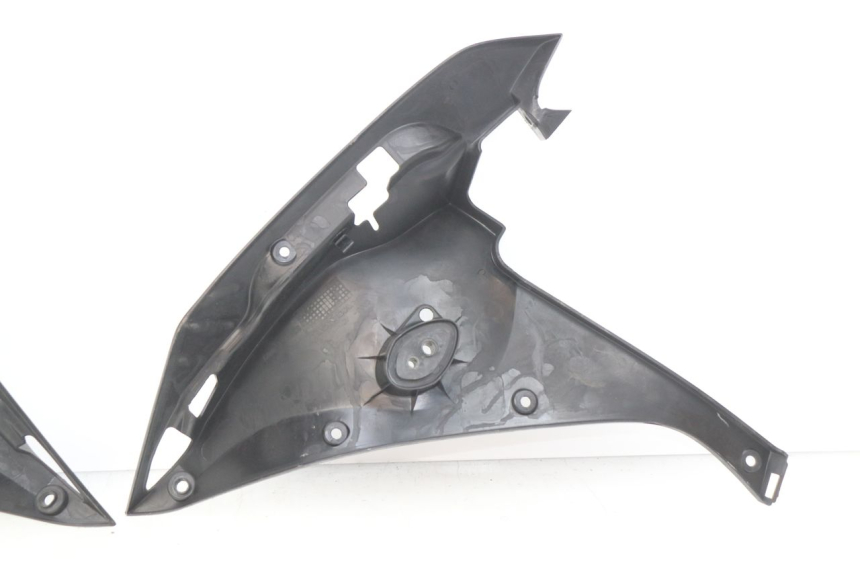 photo de BINNENKANT VOORVORKKOP HONDA CBRF CBR-F PC41 600 (2011 - 2013) - Zoom op gebruiksstaat