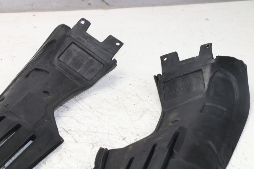 photo de BINNENKANT VOORVORKKOP BMW K 75 RT ABS 750 (1989 - 1997) - Andere kijkhoek