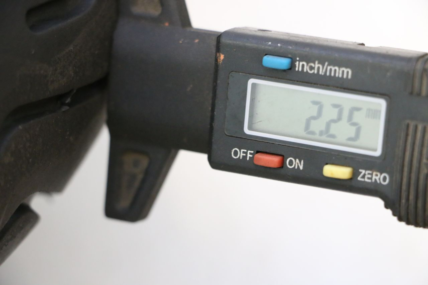 photo de ACHTERWIEL EN BAND KYMCO AGILITY 4T 10" 50 (2005 - 2018) - Detail van het onderdeel