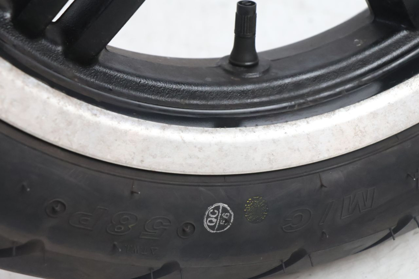 photo de ACHTERVELG EN BAND KYMCO AGILITY CITY 16P 125 (2015 - 2024) - Gecontroleerd onderdeel