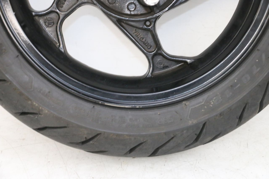 photo de ACHTERWIELVELG EN BAND MAG POWER BOMBERS 4T 50 (2016 - 2026) - Zoom op componenten