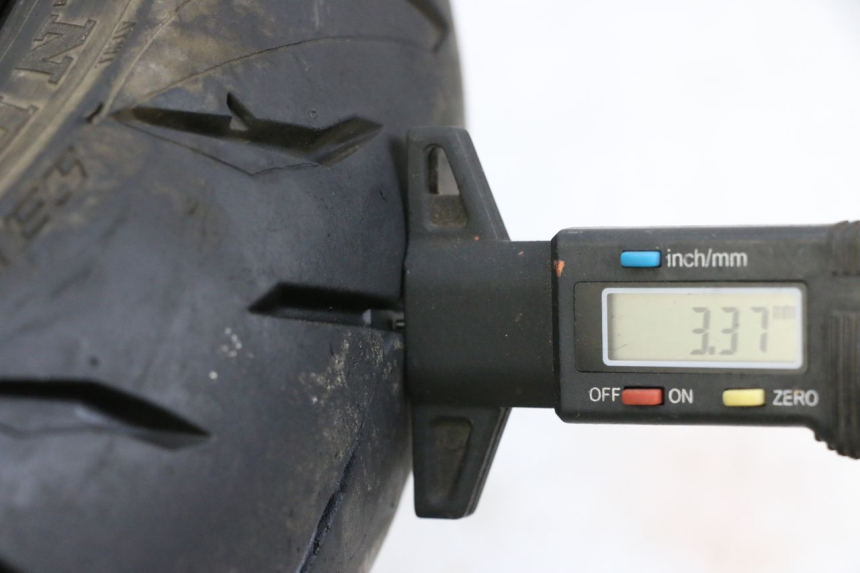 photo de ACHTERWIELVELG EN BAND MAG POWER BOMBERS 4T 50 (2016 - 2026) - Zoom op gebruiksstaat