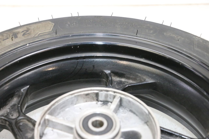 photo de ACHTERWIELVELG EN BAND MAG POWER BOMBERS 4T 50 (2016 - 2026) - Technische close-up