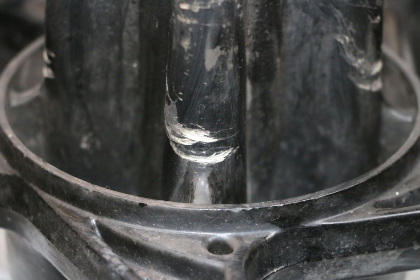 photo de ACHTERWIELVELG EN BAND MAG POWER BOMBERS 4T 50 (2016 - 2026) - Gecontroleerd onderdeel