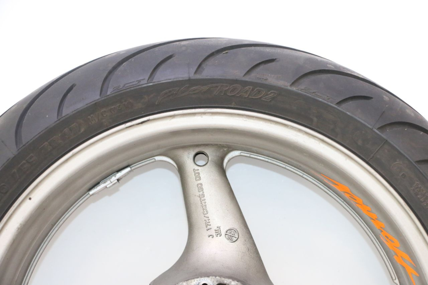 photo de ACHTERVELG EN BAND HONDA CB F HORNET 600 (2005 - 2006) - Detail van het onderdeel